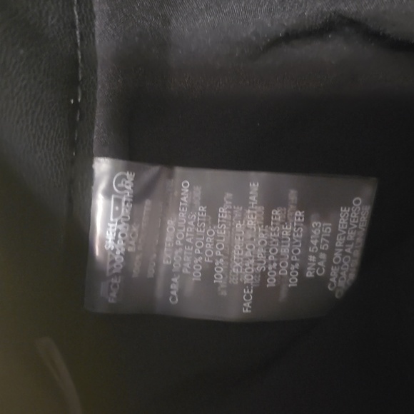 Calvin Klein Black Faux Leather Skirt Size 6P - Picture 2 of 5